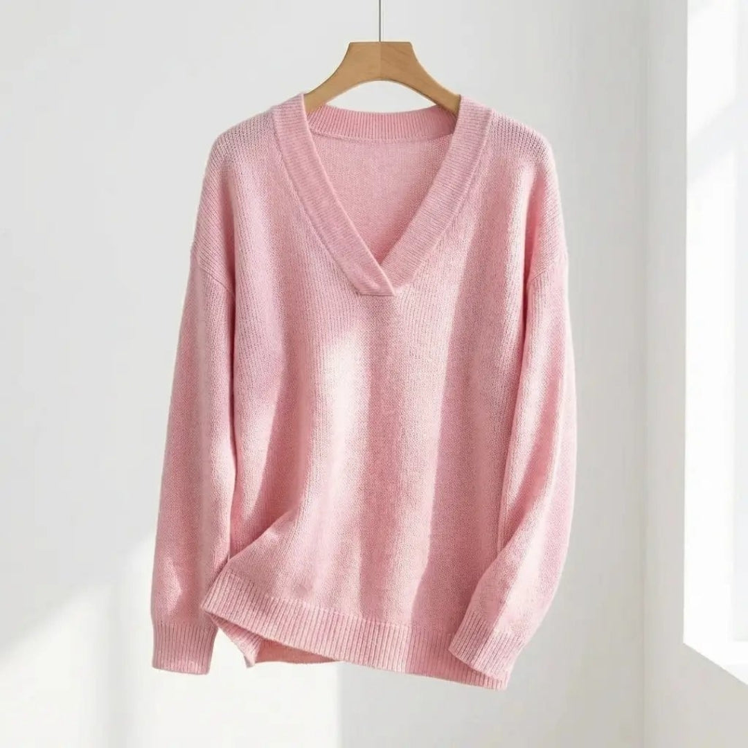 Clara | Soft Pink V-Neck Sweater in Relaxed Fit