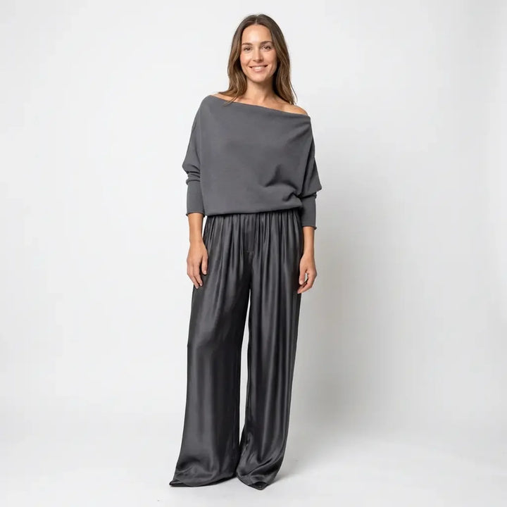 Valeria – Elegant Off-Shoulder Dress